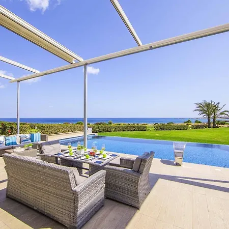 Infinite Aretousa Villa *
